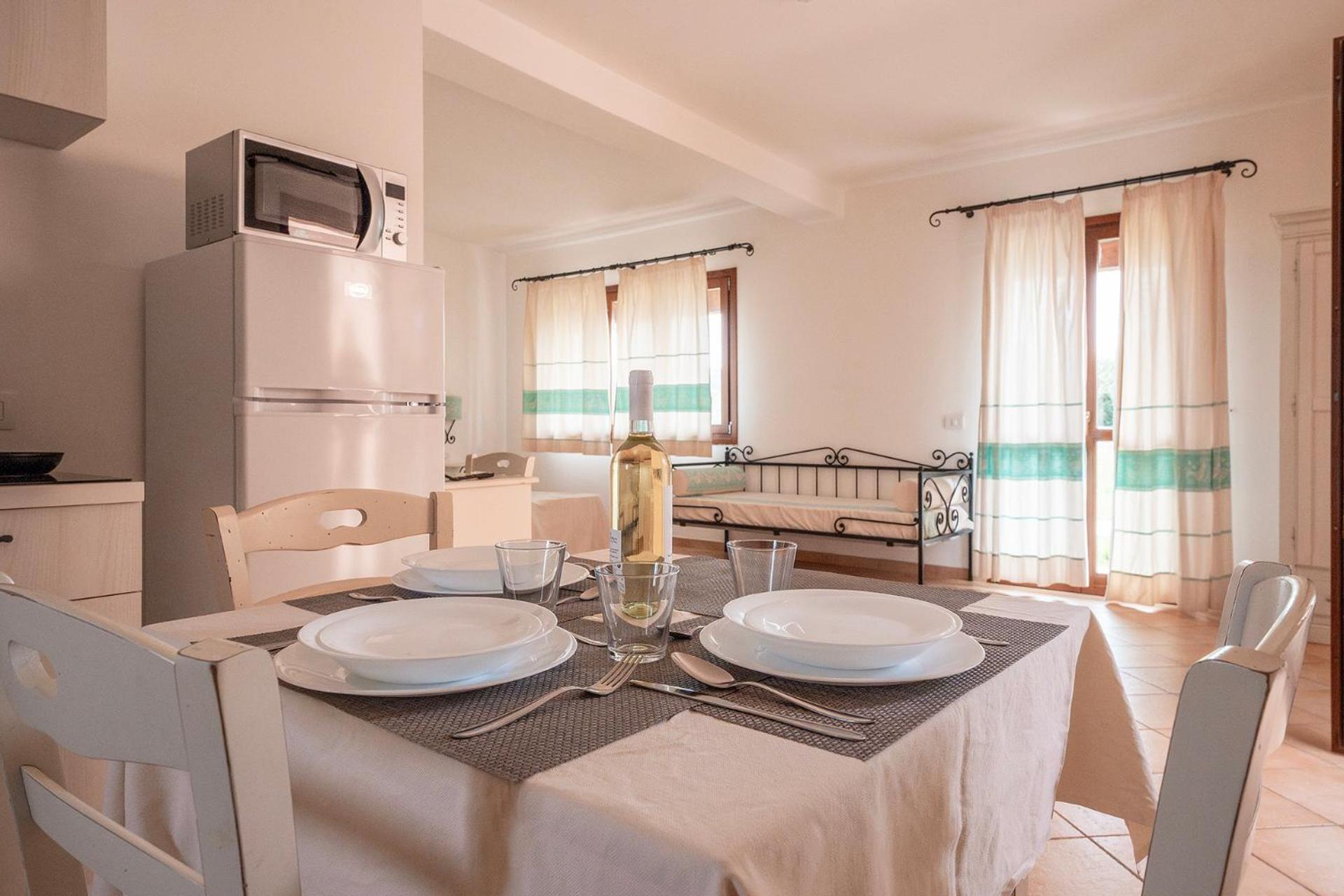Residence Pierre & Vacances Vignola Mare Exterior photo