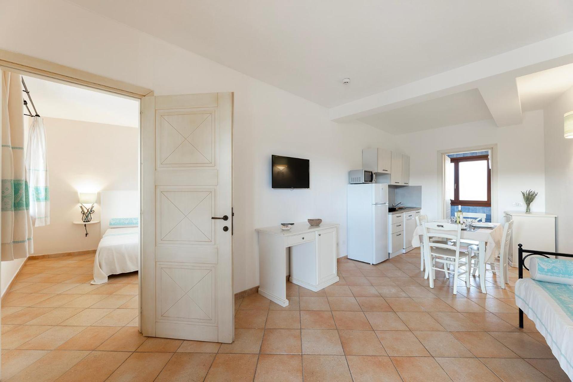 Residence Pierre & Vacances Vignola Mare Exterior photo